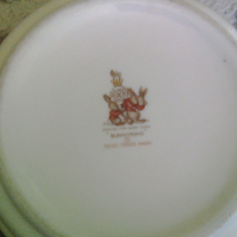 Bunnykins Rabbit Dish - Picture 2 of 2
